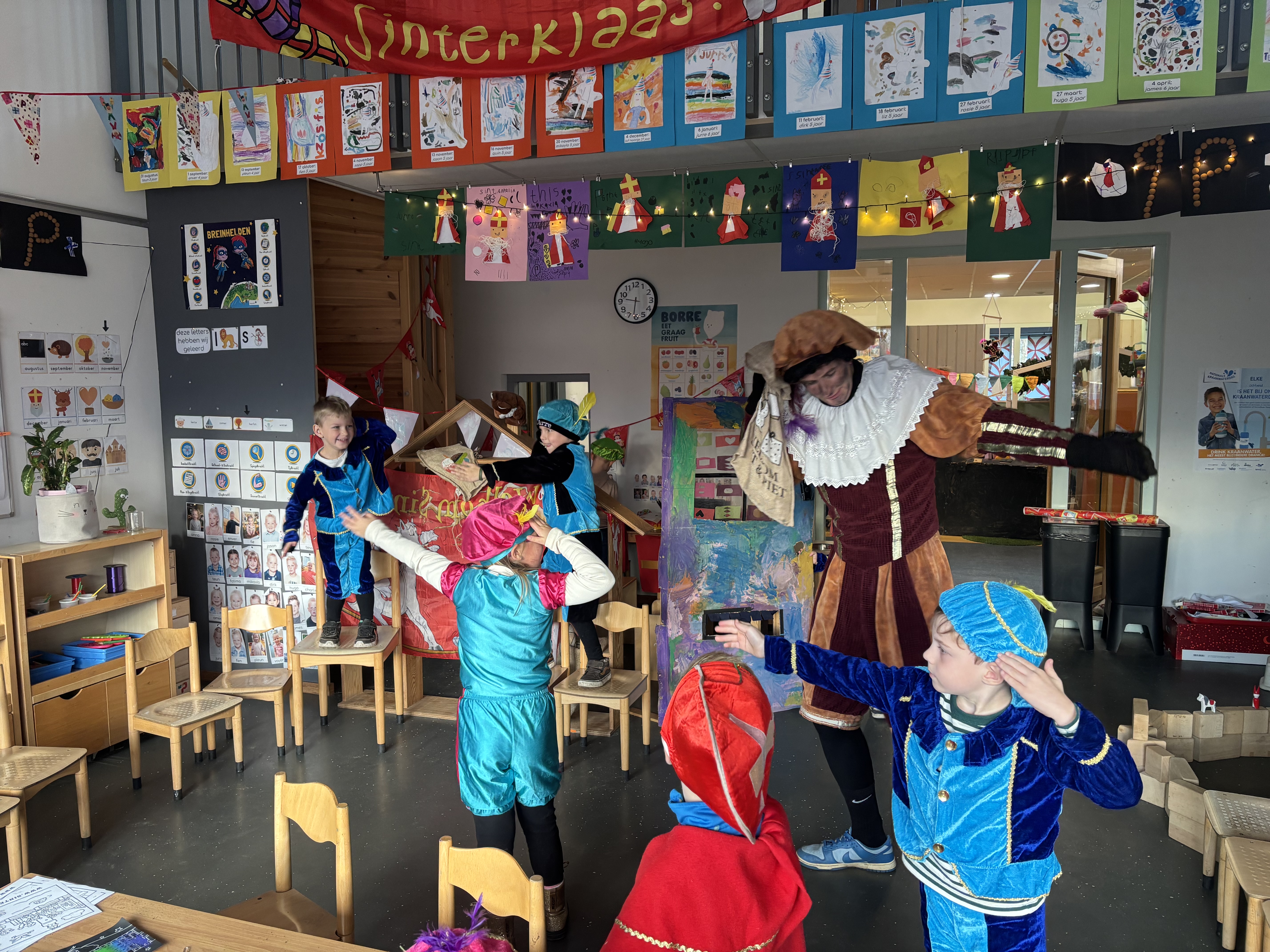 🎉 Pietenfeest bij de kleuters! 🎉